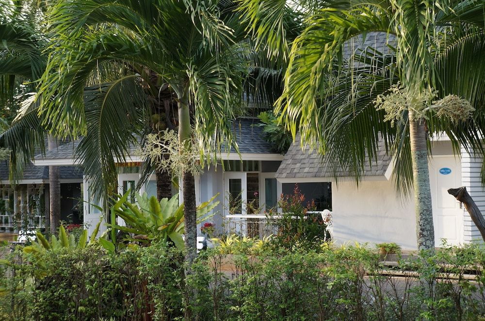 undefined A Little Villa 8