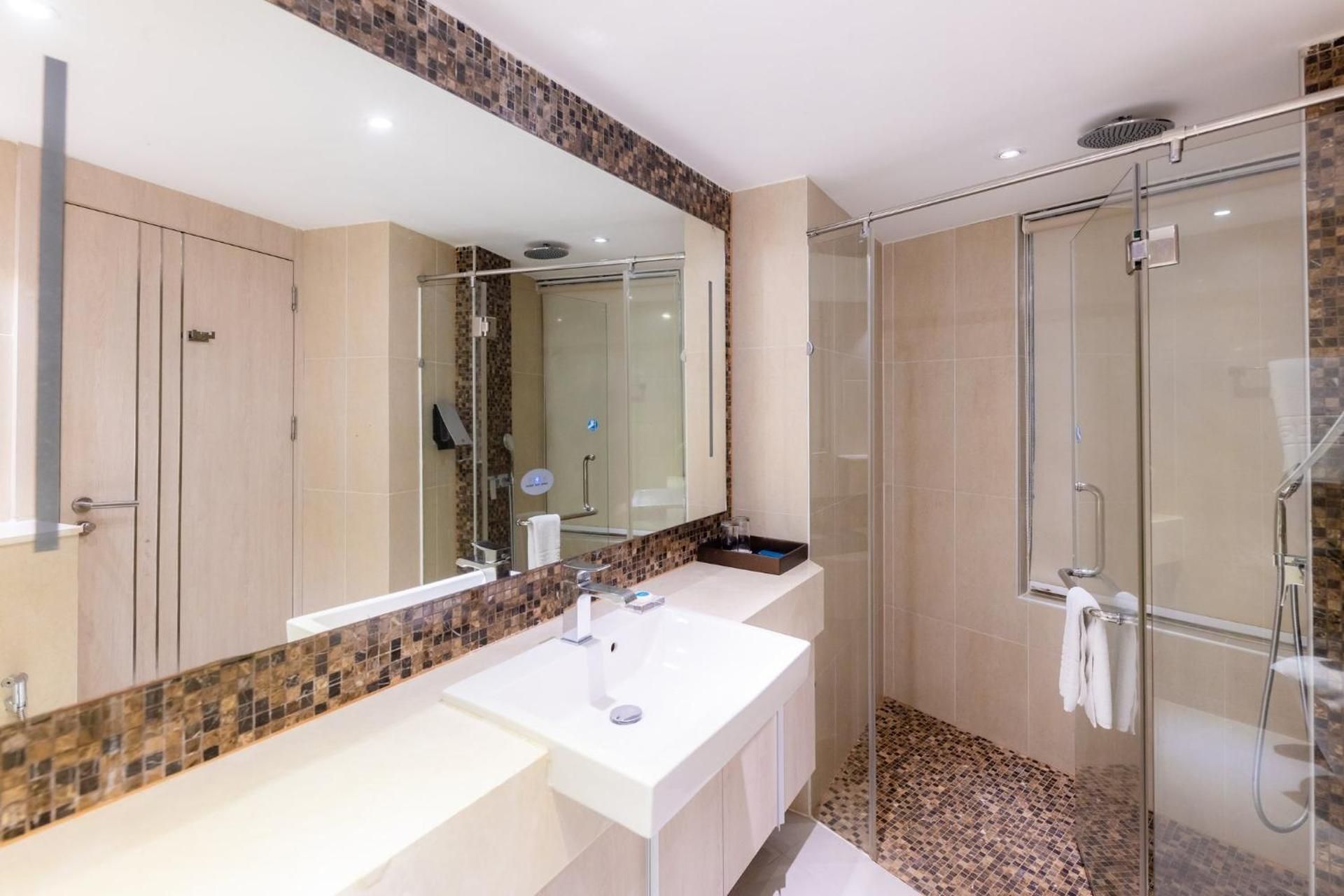 SHILAT Avenue Pattaya Hotel Superior Queen 3