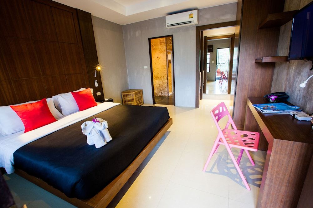 Amenity Apartel Samui Superior Double Room 3