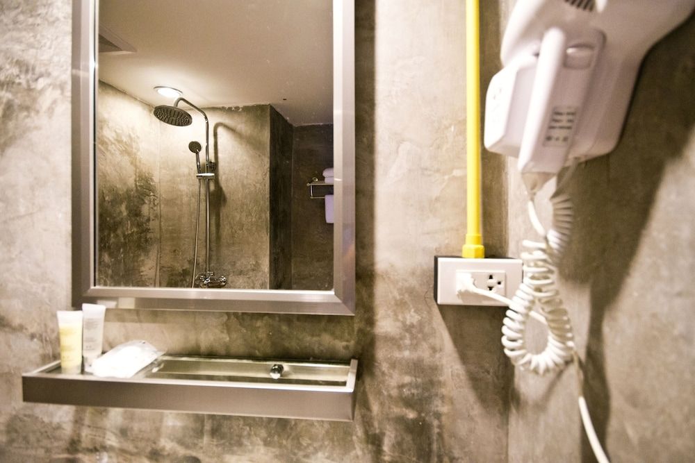 undefined Quip Bed & Breakfast Phuket Hotel 10