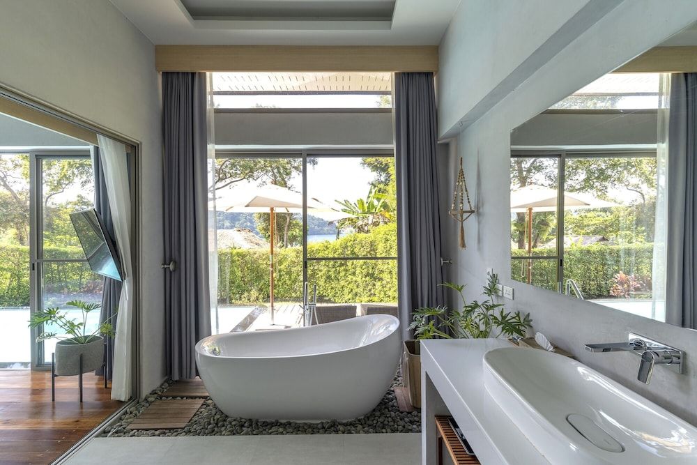 The Beach Natural Resort - Koh Kood The Tropical Hill Pool Villa 3