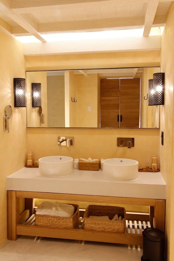 Town Square Suites by Toscana Valley Town view 2