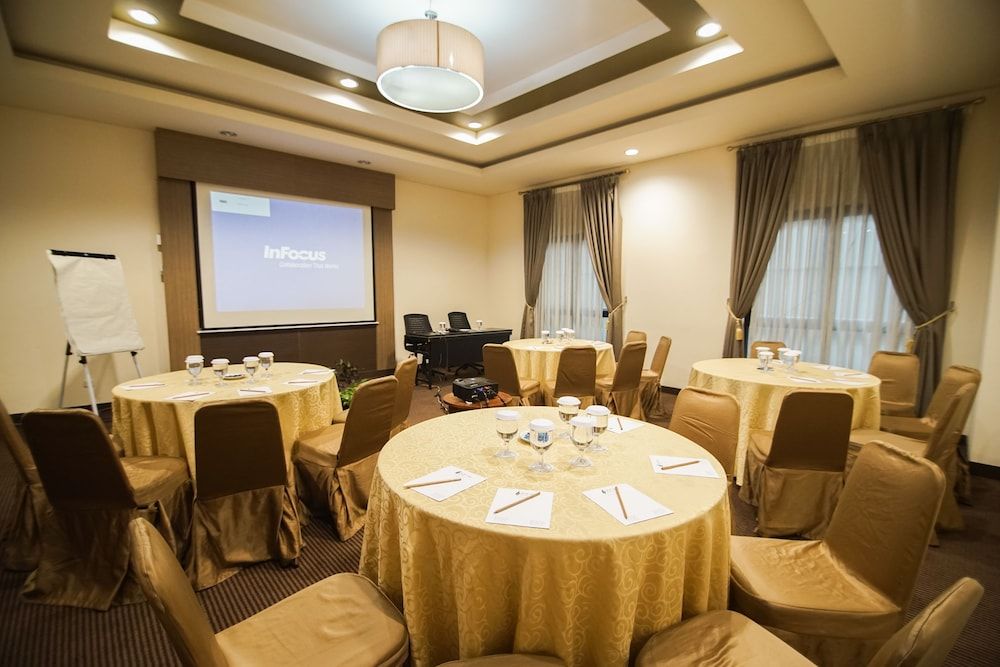 undefined Sofyan Hotel Soepomo 4