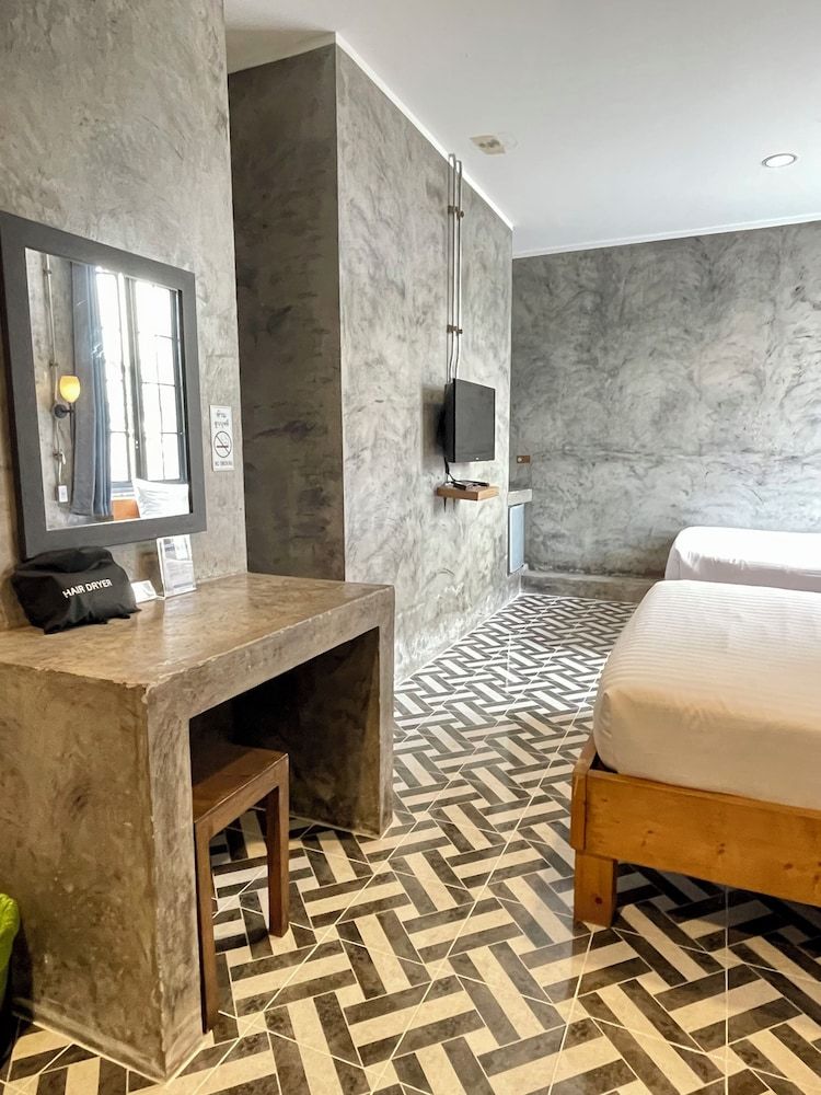 Na Siam Guesthouse Family Twin Room 4