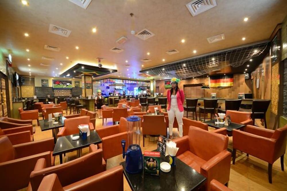 Sports bar