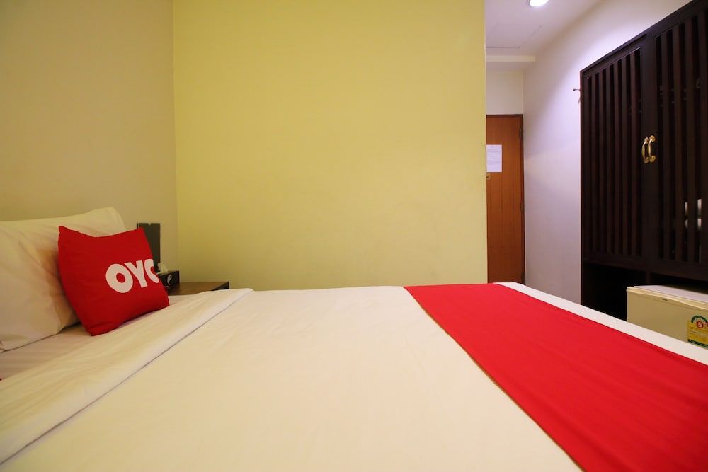 Super OYO 484 Pannee Residence Khaosan (Sha Plus) Standard Double Room 4
