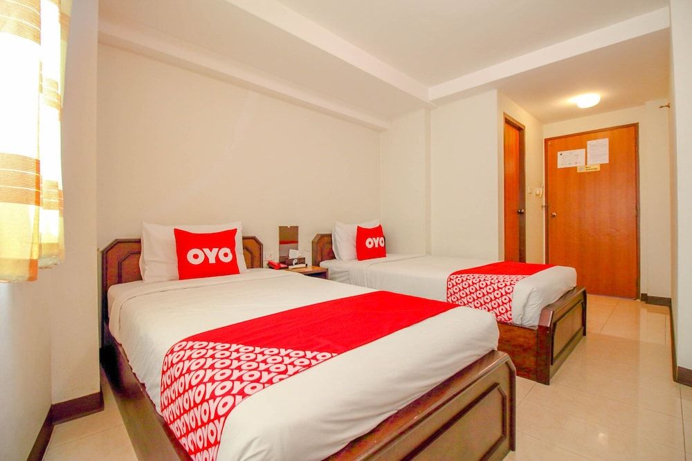 Super OYO 484 Pannee Residence Khaosan (Sha Plus) Superior Twin Room 3