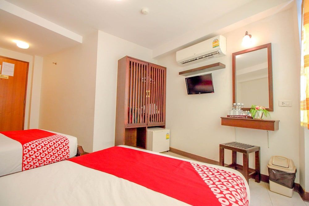 Super OYO 484 Pannee Residence Khaosan (Sha Plus) Superior Twin Room