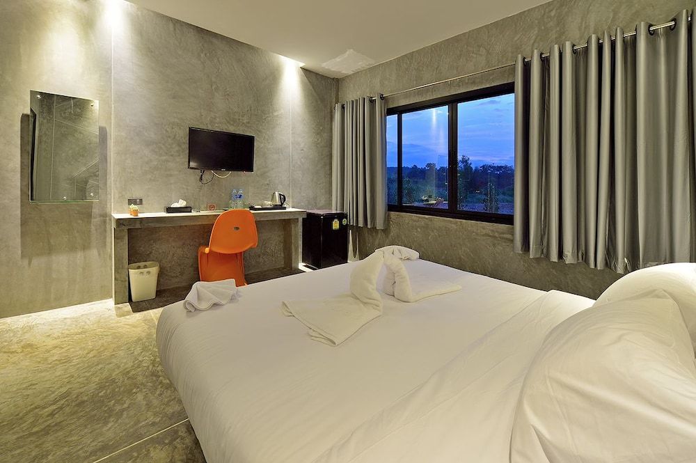 The Oasis Resort Standard Room 2