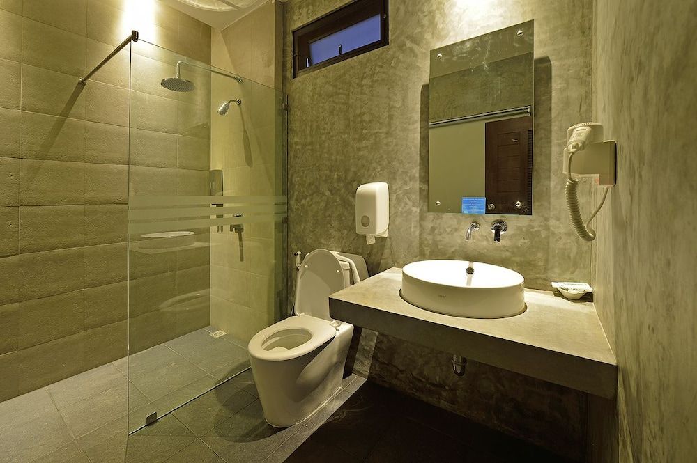 The Oasis Resort Standard Room 4