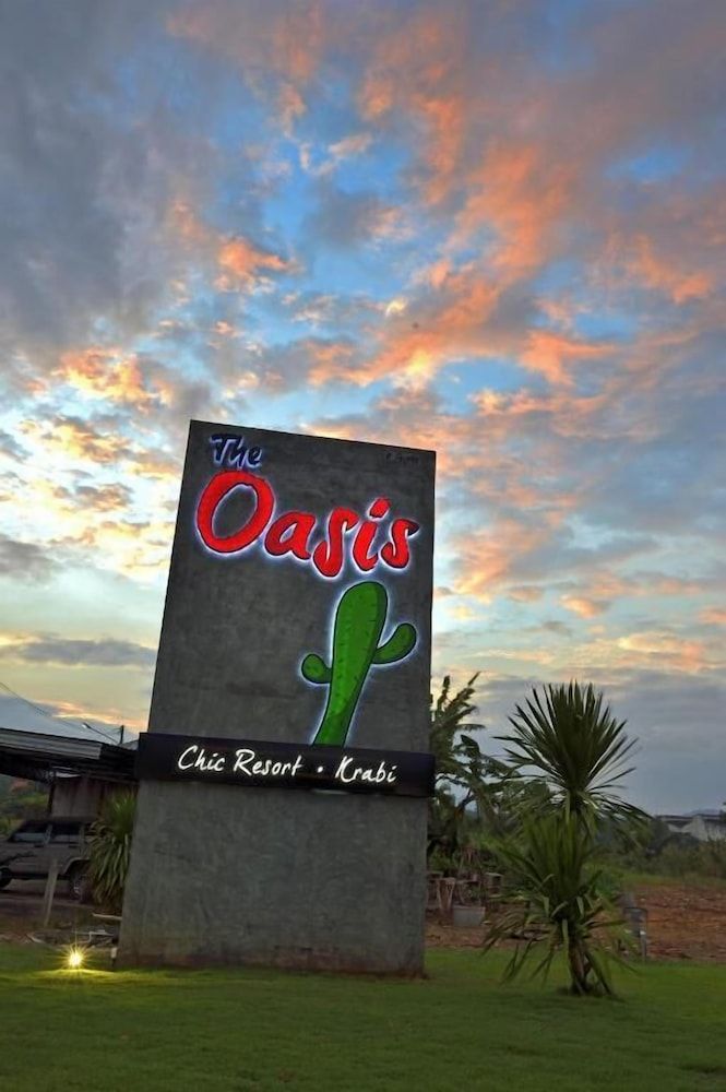 undefined The Oasis Resort 4