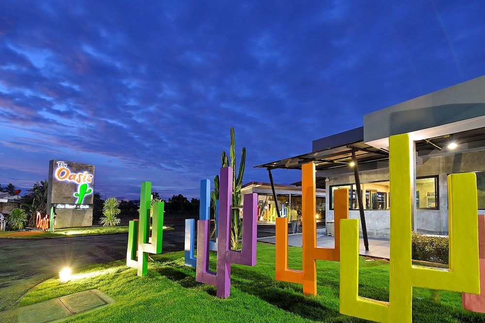 undefined The Oasis Resort 6