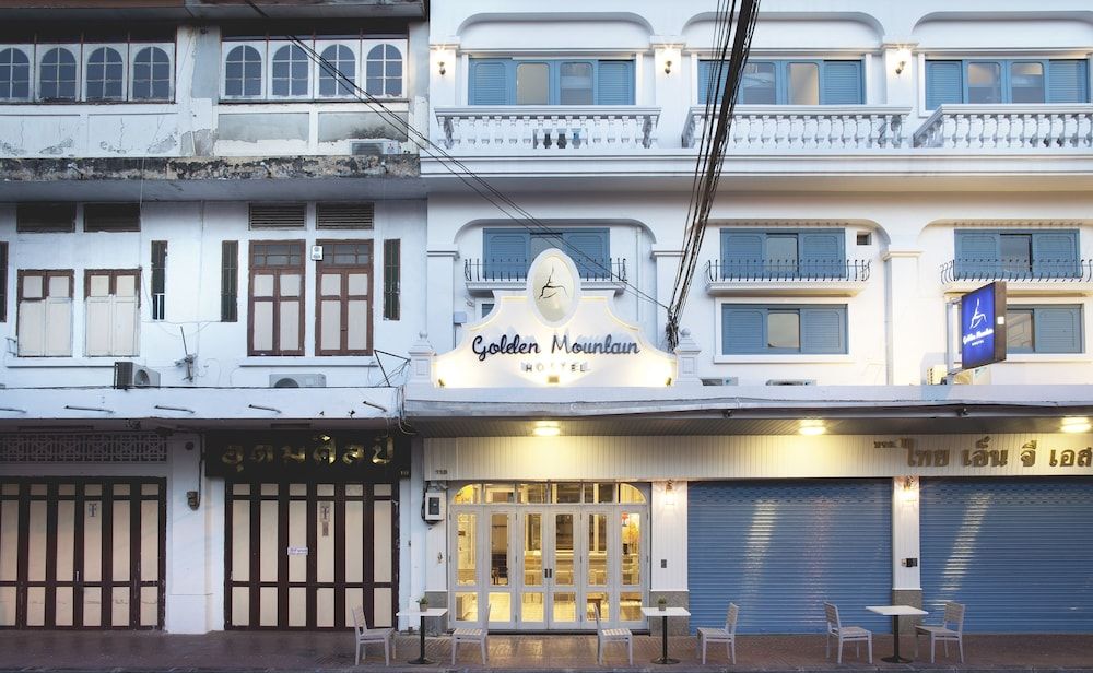 Golden Mountain Hostel