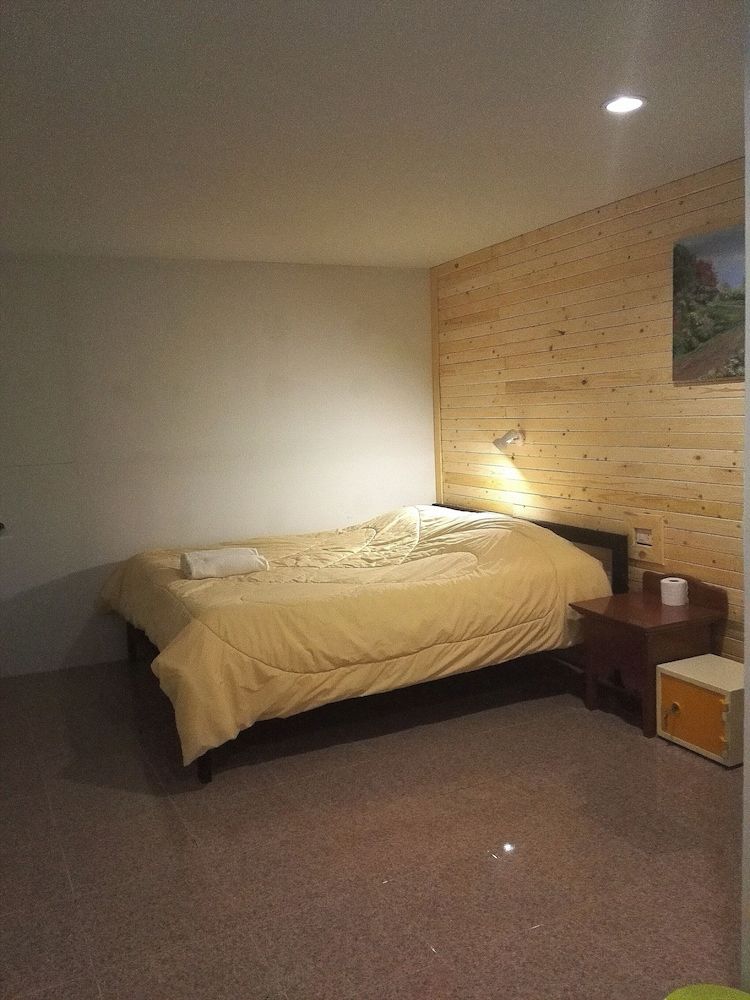 undefined Gotum Hostel 2 at Thalang Road 5