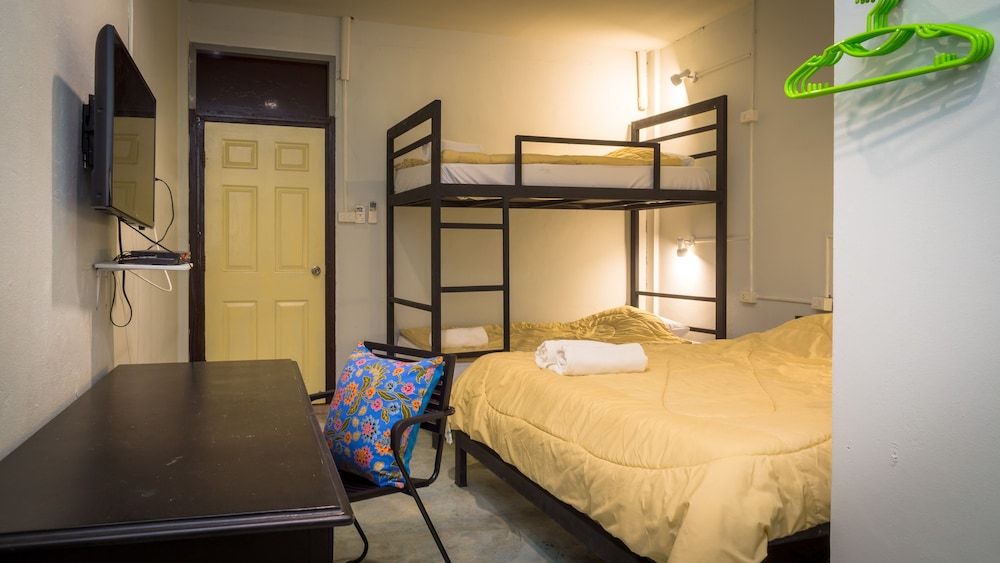undefined Gotum Hostel 2 at Thalang Road 2