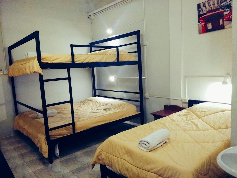 Family Room, Non Smoking, Private Bathroom