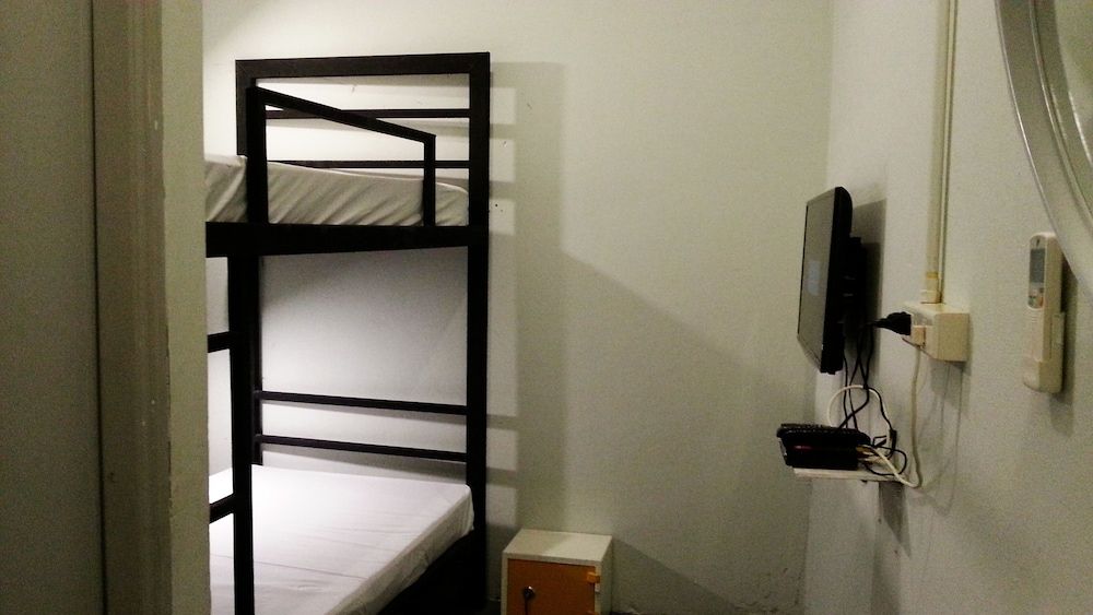 undefined Gotum Hostel 2 at Thalang Road 7