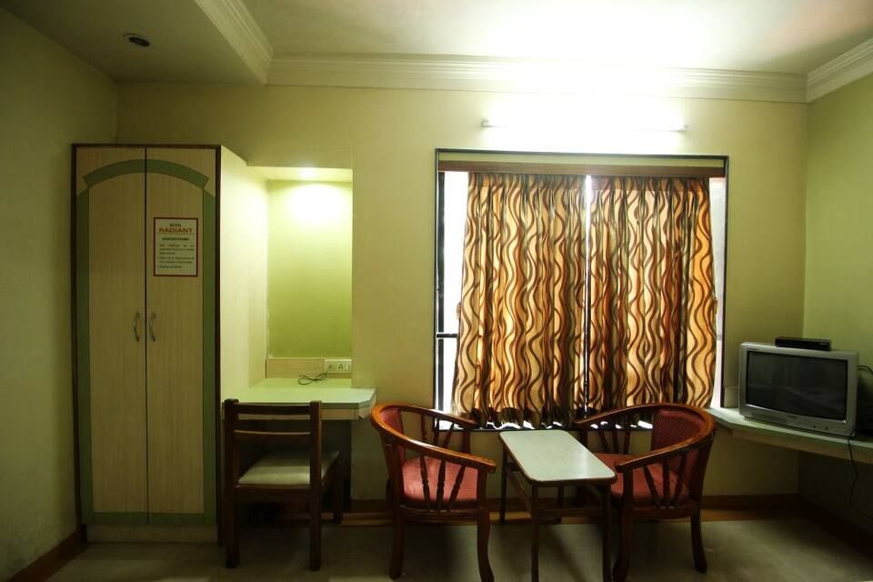 Side Image 1