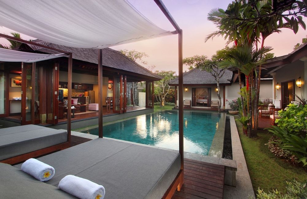 Two Bedrooms Pool Villa