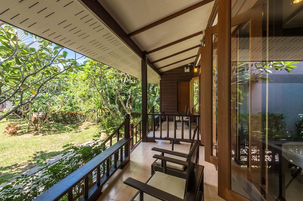 Lanta Thip House By Swiss-Belhotel Cabin Double Room 4