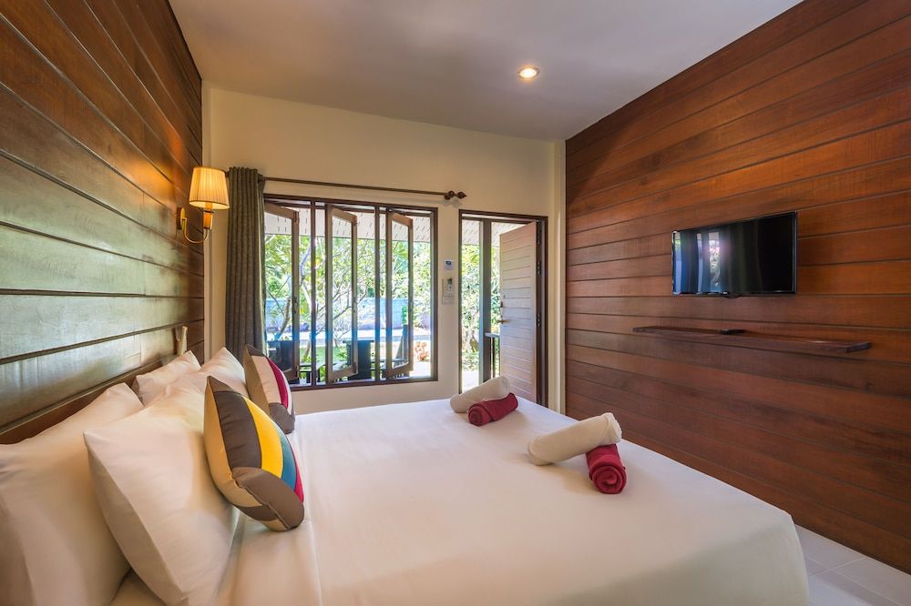 Lanta Thip House By Swiss-Belhotel Cabin Double Room 2
