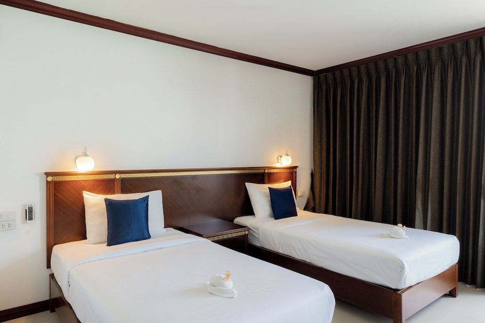 Hotel de Karon Standard Room 4