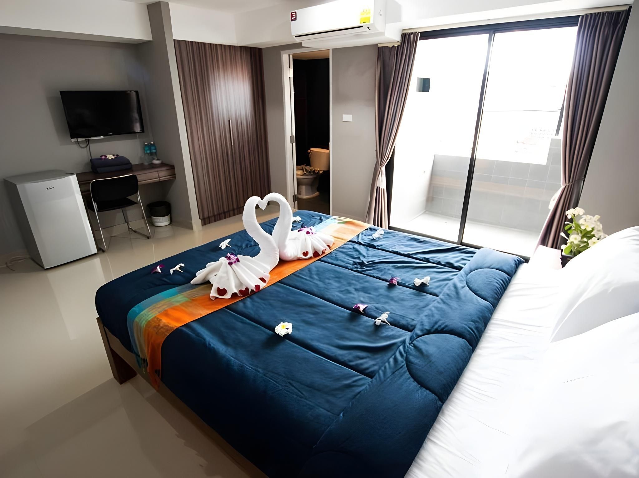 undefined Siwa House 7