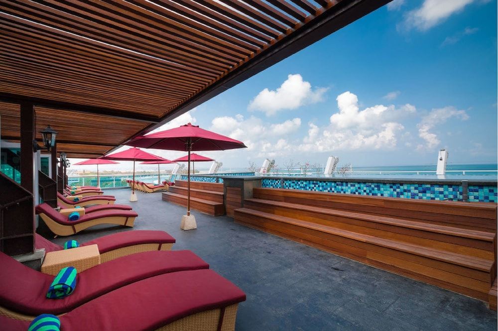 undefined Kutabex Beach Front Hotel 9