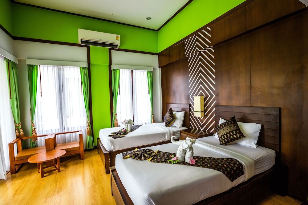 undefined Phi Phi Andaman Beach Resort 2