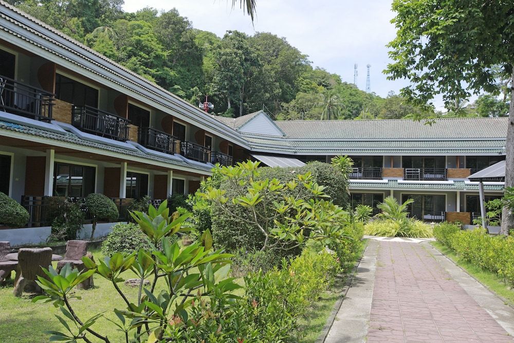 undefined Phi Phi Andaman Beach Resort 9