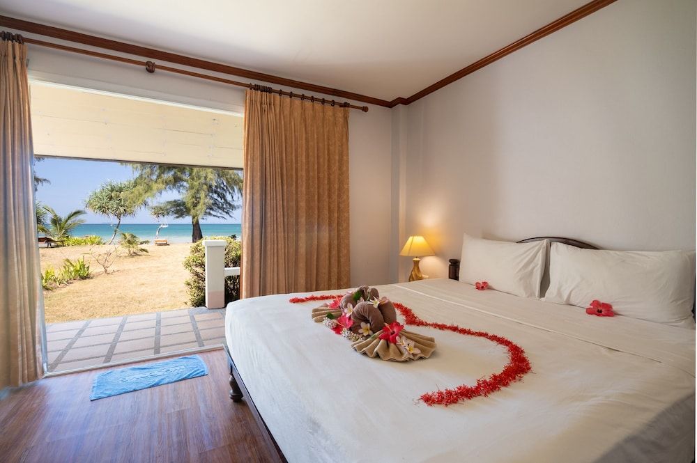 Superior Double Room, Beachfront