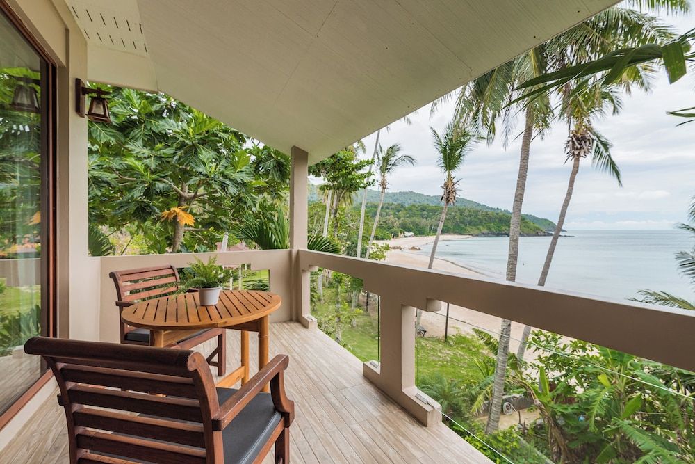 Anda Lanta Resort Panoramic Double Room, 1 King Bed, Ocean View, Oceanfront 4