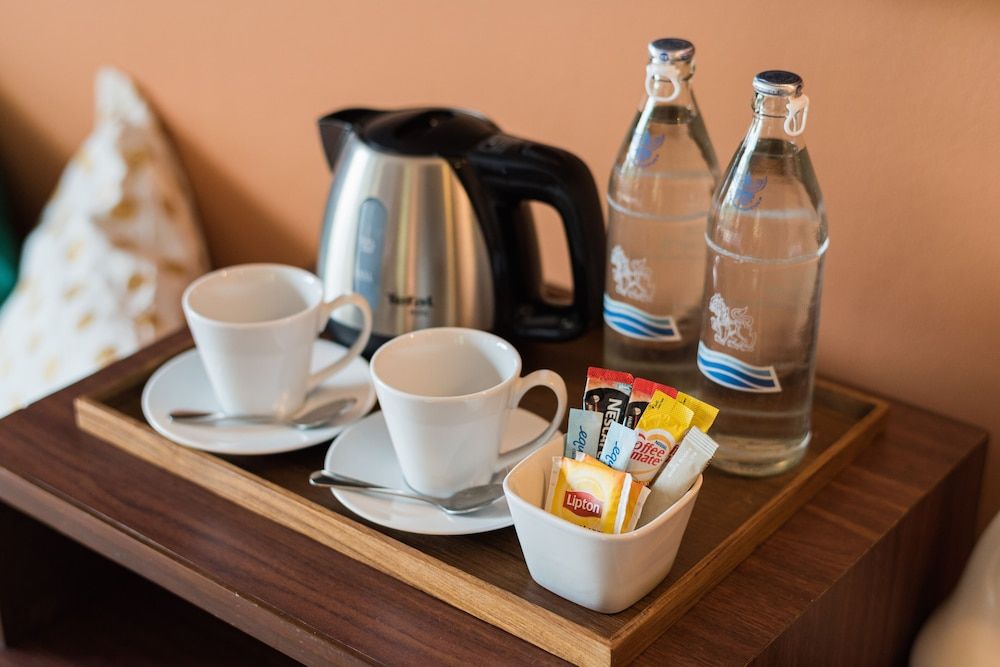 Anda Lanta Resort Deluxe Hill Front Room 7