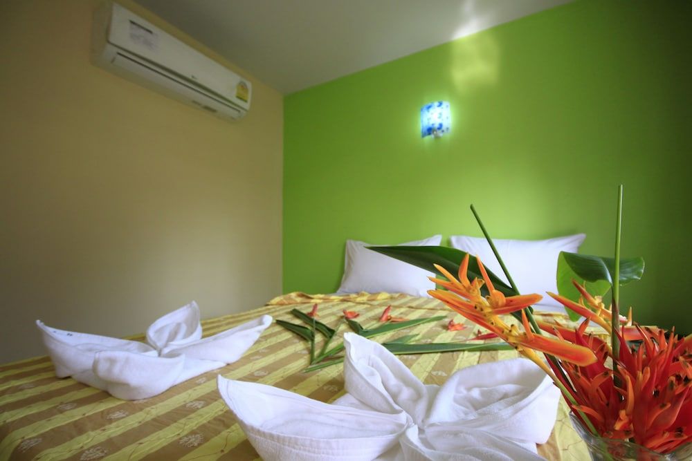 Standard double room fan only