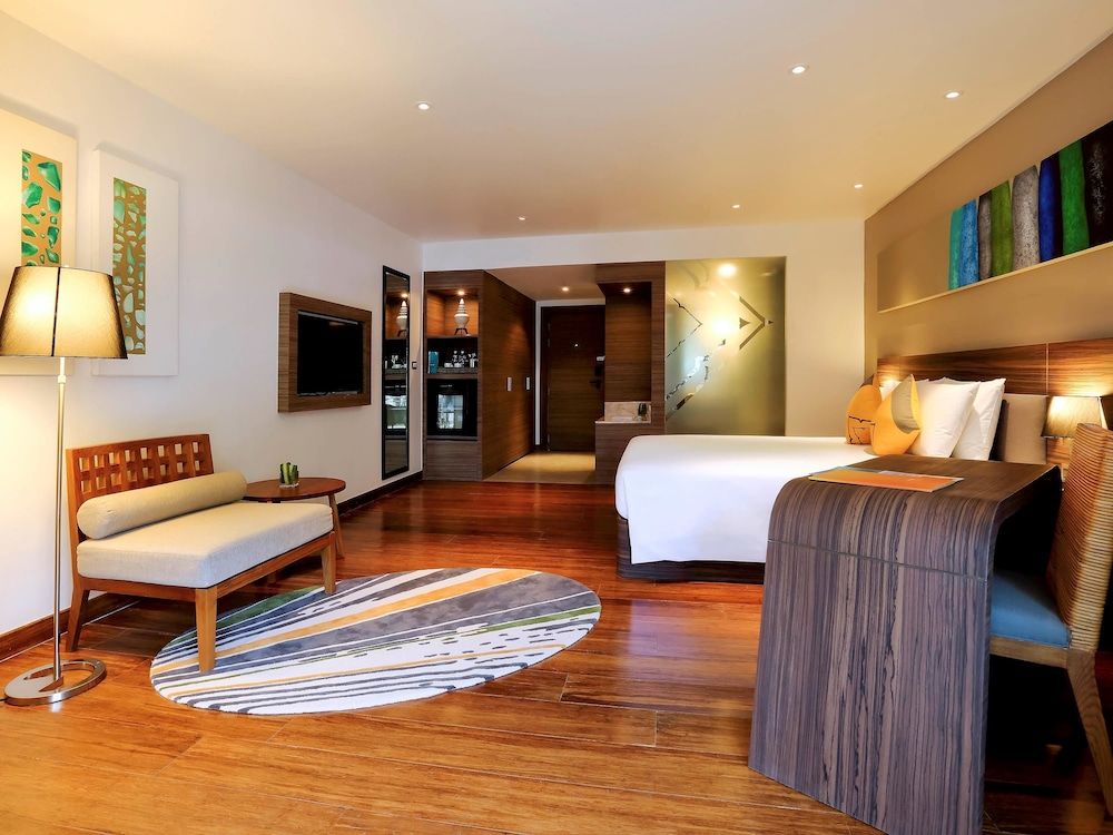 Destination Resorts Phuket Karon Beach Deluxe King Room 2