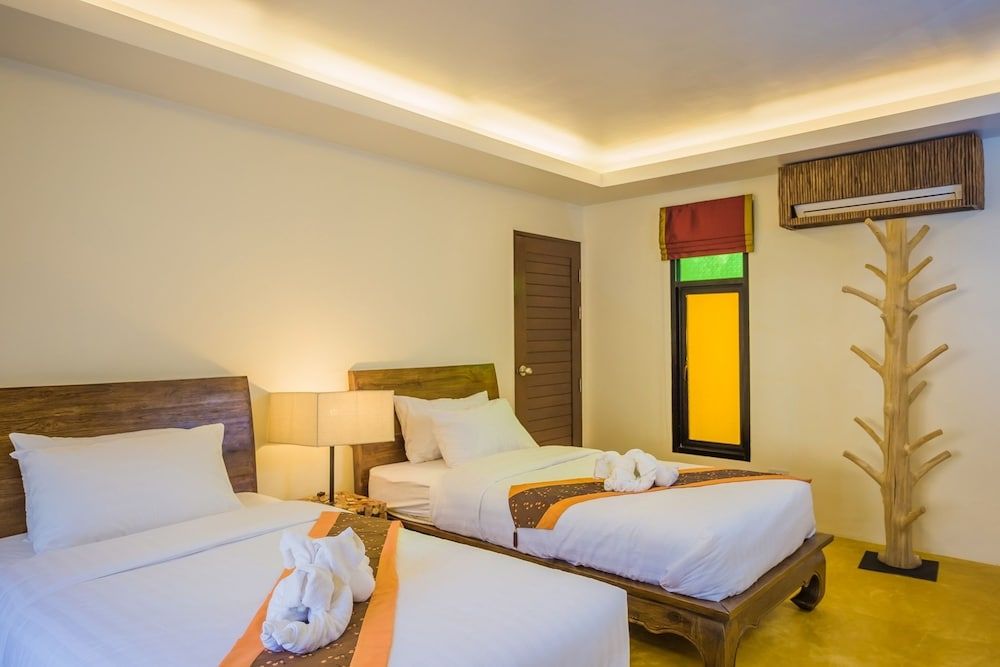 Pa Prai Villas & Suites Private Pool Villa 2 Bedrooms 4