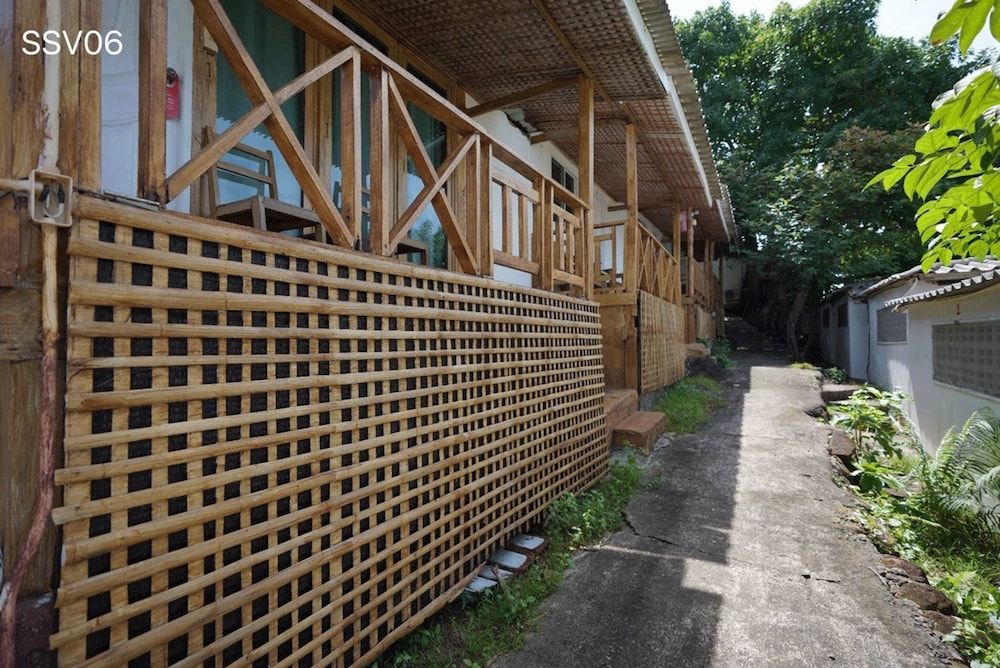 undefined Phi Phi Cozy Seafront Resort 10