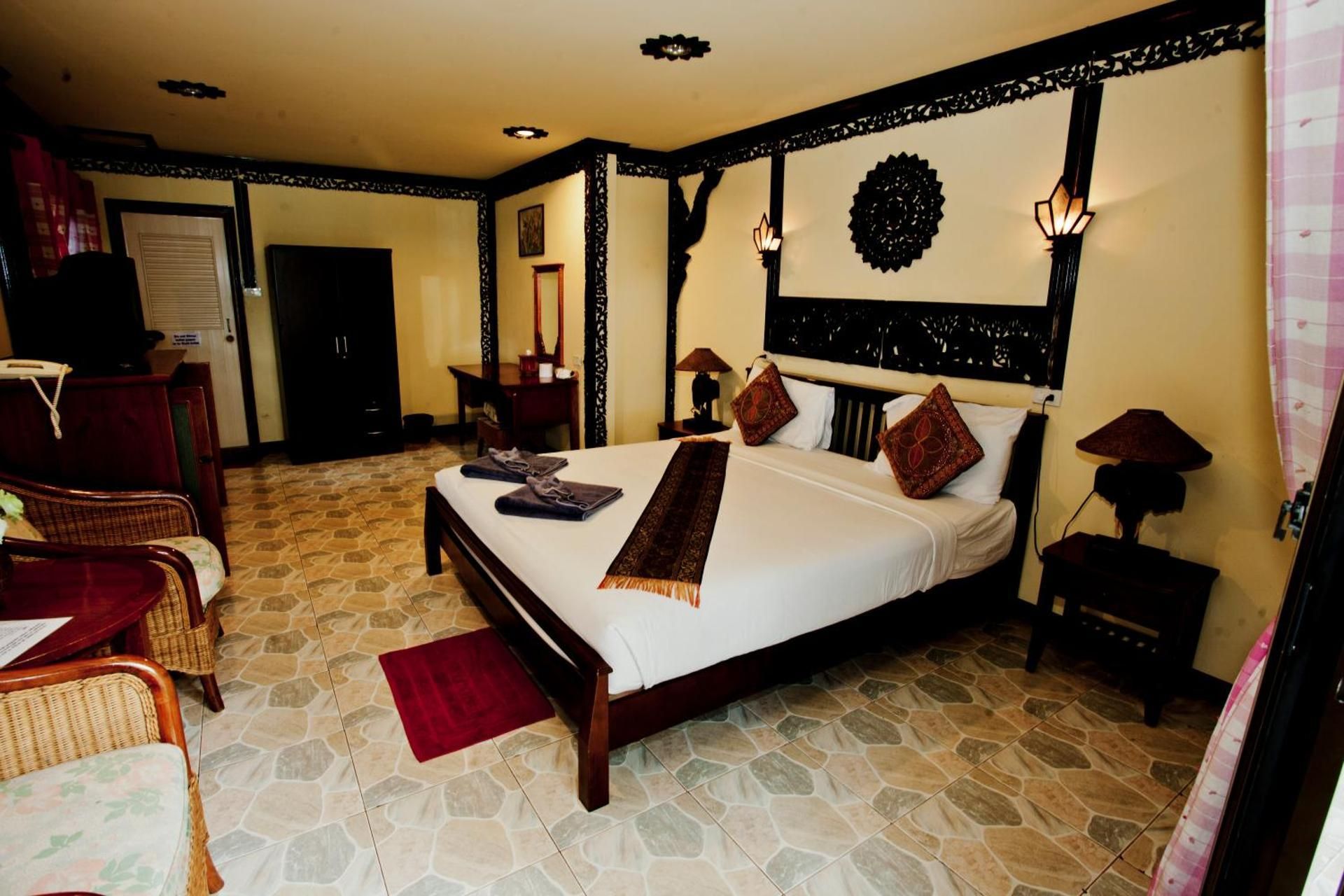 Queen Room with Balcony
