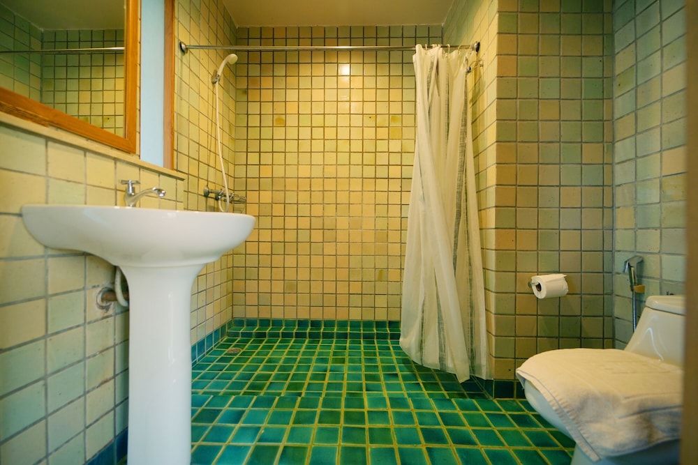 Tanaosri Resort Pranburi Superior Room 11