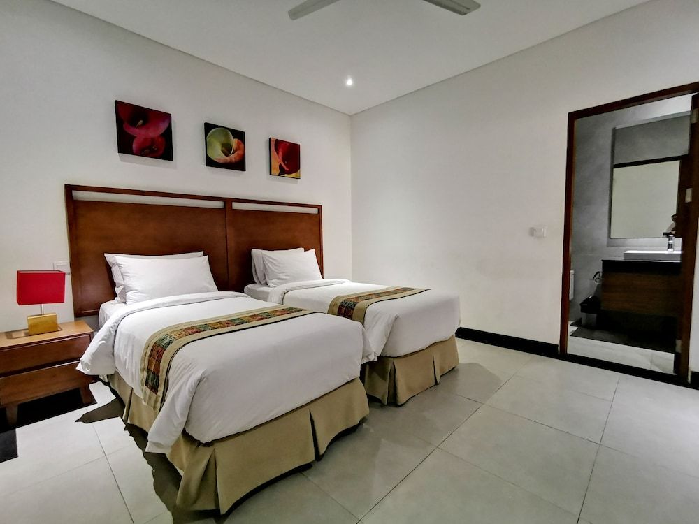 Three Bedrooms Suite Apartment