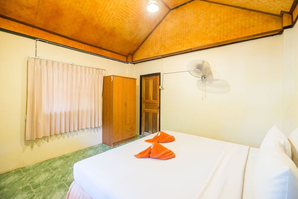 Budget Cottage on Hill (Adult only)