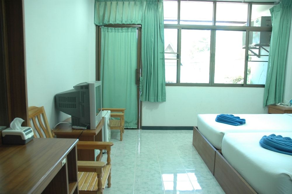 Standard Room (Air Con)