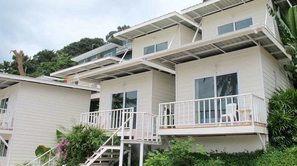 undefined Phi Phi Uphill Cottage 5