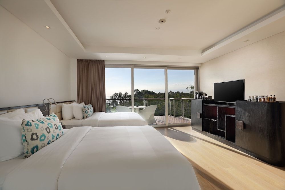 Penthouse, 2 Bedrooms, City View