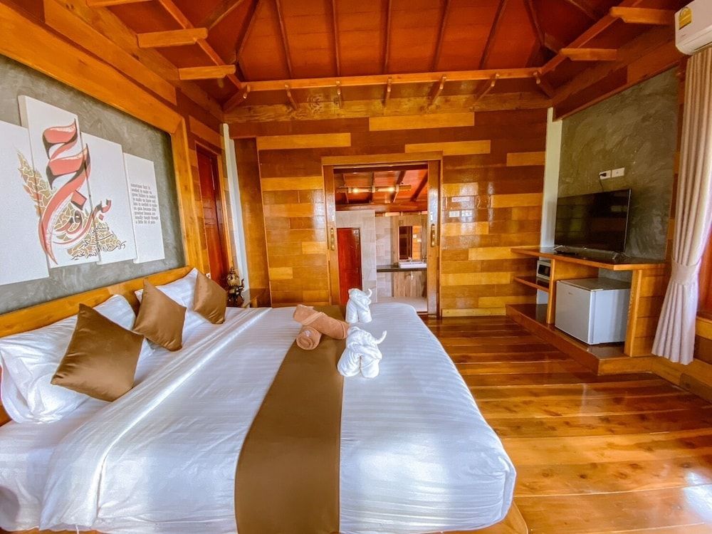 Puteri Lanta Family Villas 2 Bedrooms Pool Villas Sea View 2