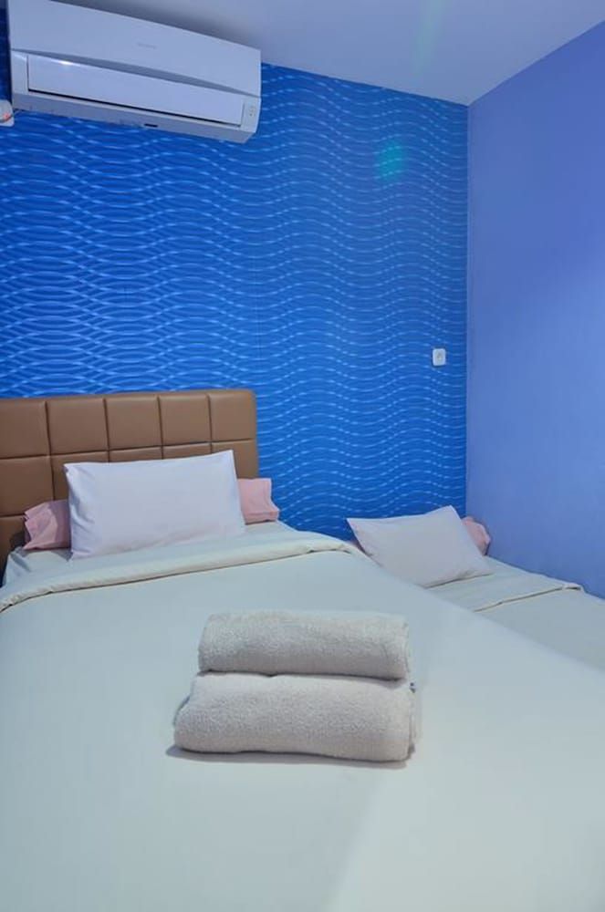 2 Bedrooms Apartment