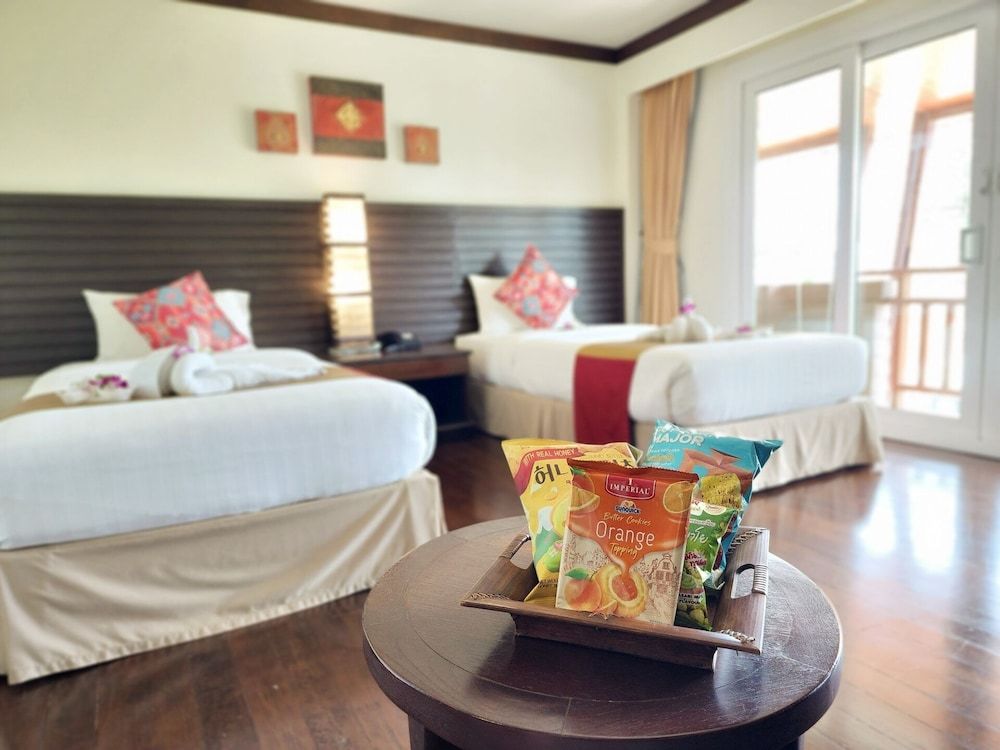 Lanta Mermaid Boutique House Deluxe Room 10