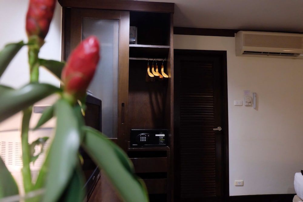 Lanta Mermaid Boutique House Superior Room 12