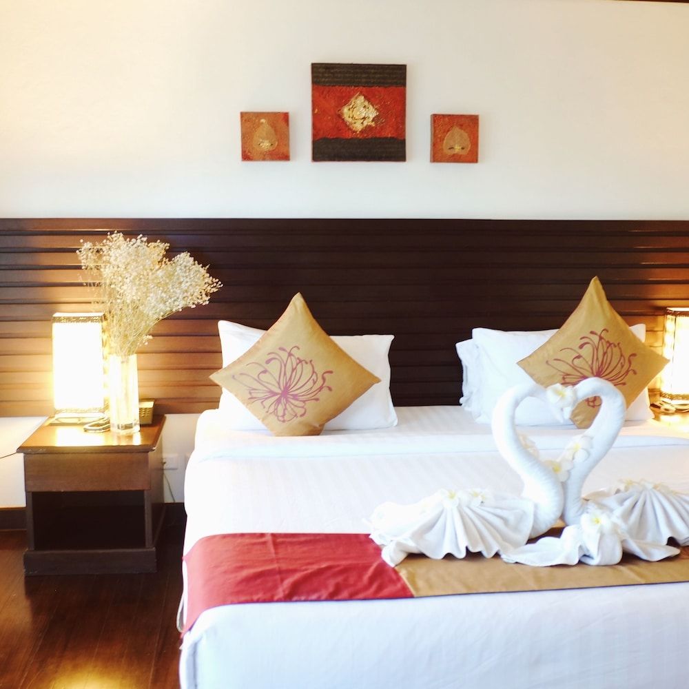 Lanta Mermaid Boutique House Deluxe Room 2