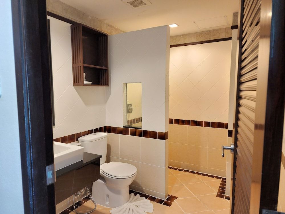 Lanta Mermaid Boutique House Deluxe Room 19